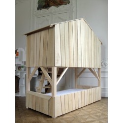 Lit enfant Cabane en bois avec escalier