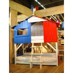 Lit enfant Cabane en bois avec escalier