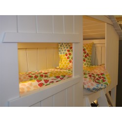 Lit enfant Cabane en bois avec escalier