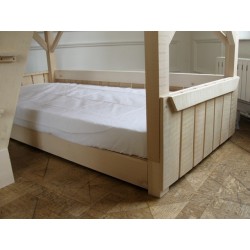 Lit enfant Cabane en bois avec escalier