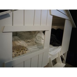 Lit enfant Cabane en bois avec escalier