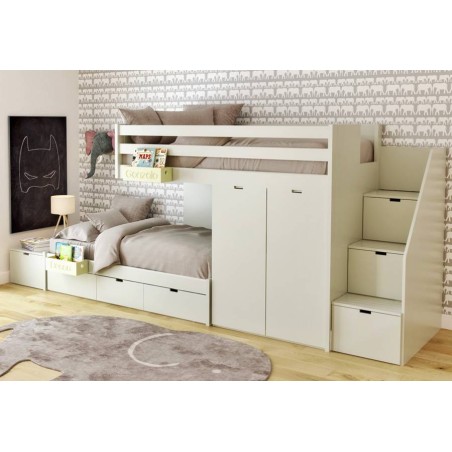 Lits superposés en forme de train en bois massif