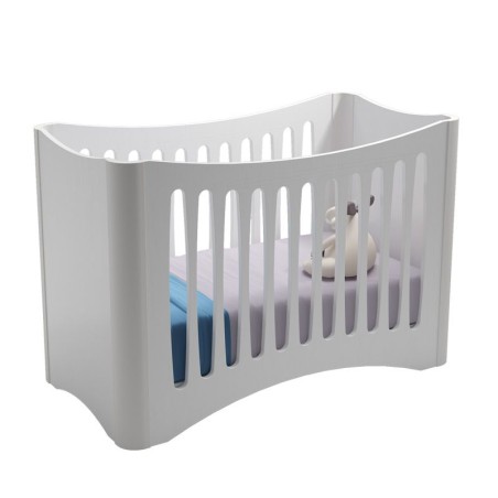 Lit bébé en bois - déco chambre bébé