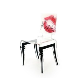 Chaise Kiss