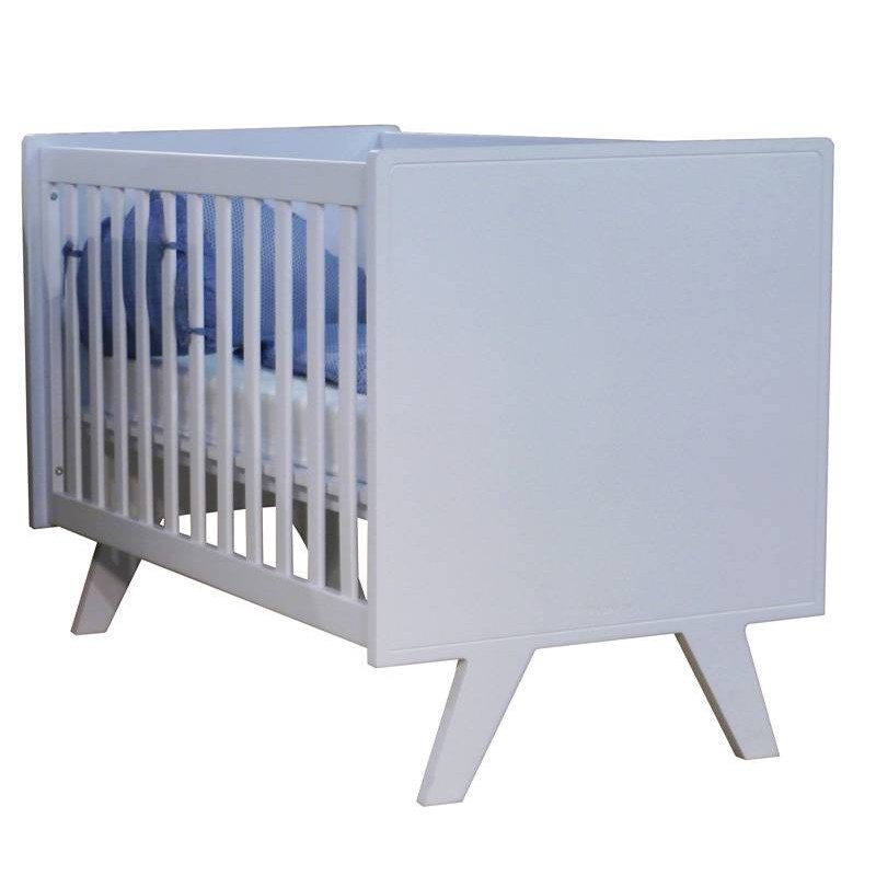 Lit bébé en bois Vintage